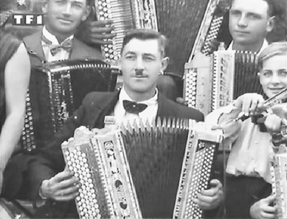 Biographie de l'accordéoniste André Verchuren